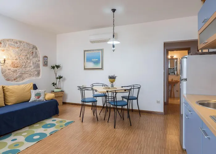 Appartement Perka Sveta Nedelja (Hvar)