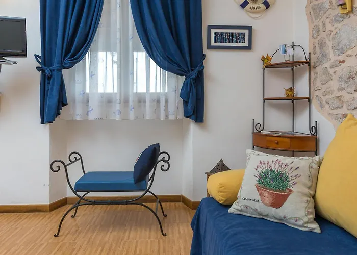 Perka Appartement Sveta Nedelja (Hvar)